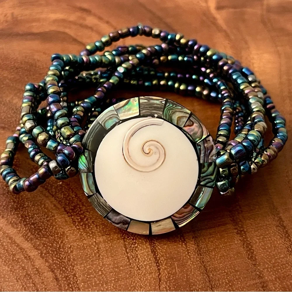 Blue Green Purple Iridescent Beaded Bracelet - Picture 3 of 3